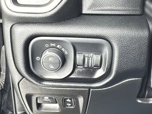 Used 2022 RAM 1500 Laramie w/ Sport Appearance Package AWD/4WD image 34
