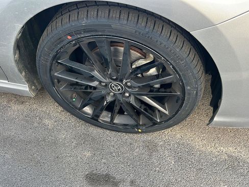 Used 2022 Toyota Camry XSE image 7