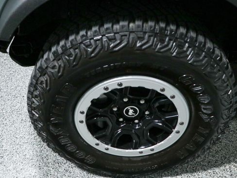 Used 2022 Ford Bronco Badlands AWD/4WD image 11