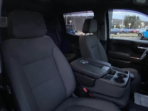Used 2019 Chevrolet Silverado 1500 RST image 14