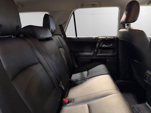 Used 2019 Toyota 4Runner TRD Off-Road Premium image 15