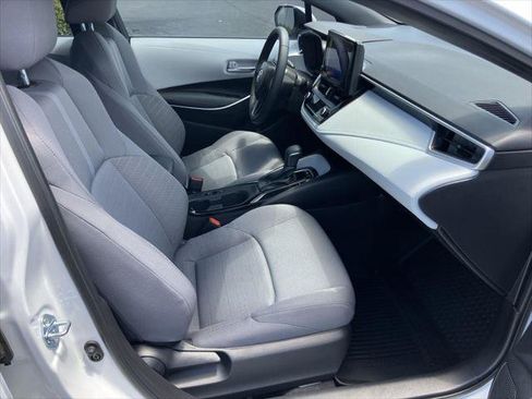 Certified 2025 Toyota Corolla SE w/ Convenience Package FWD image 30