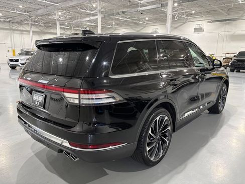 Used 2025 Lincoln Aviator Reserve w/ Illumination Package AWD/4WD image 7