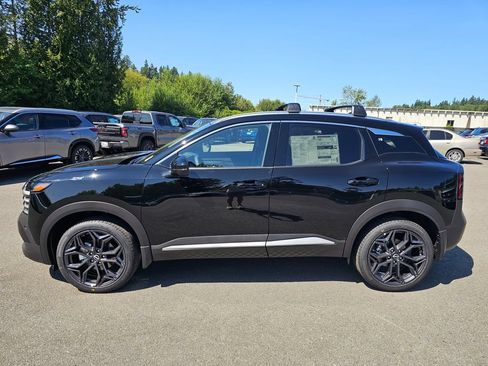 New 2026 Nissan Kicks SR w/ Cold Weather Package AWD/4WD image 8