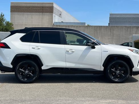 Used 2019 Toyota RAV4 XSE w/ Carpet Mat Package AWD/4WD image 6