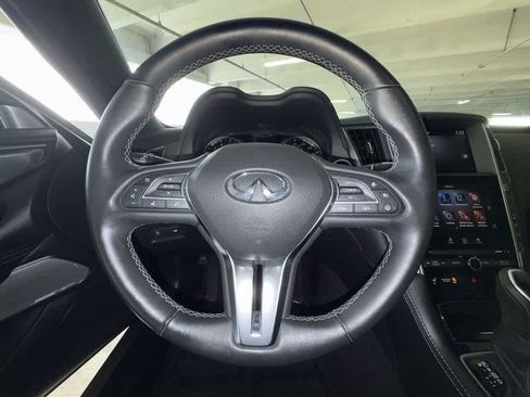 Used 2022 INFINITI Q60 3.0t Luxe w/ Cargo Package RWD image 15