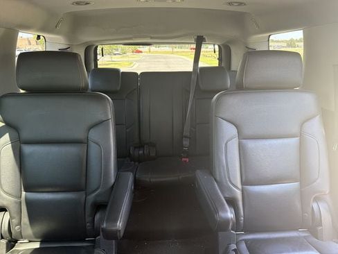 Used 2017 Chevrolet Tahoe LT w/ Luxury Package AWD/4WD image 23