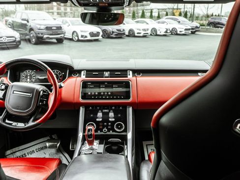 Used 2020 Land Rover Range Rover Sport SVR image 9