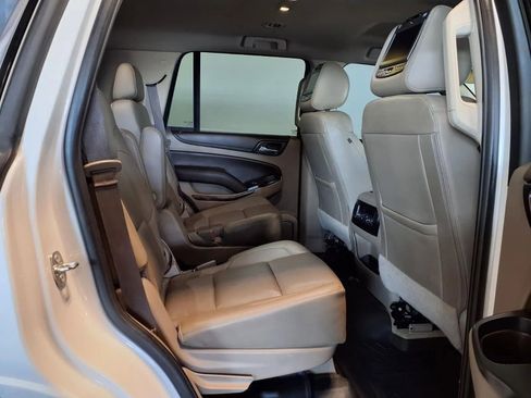 Used 2017 Chevrolet Tahoe LT w/ LT Signature Package AWD/4WD image 11