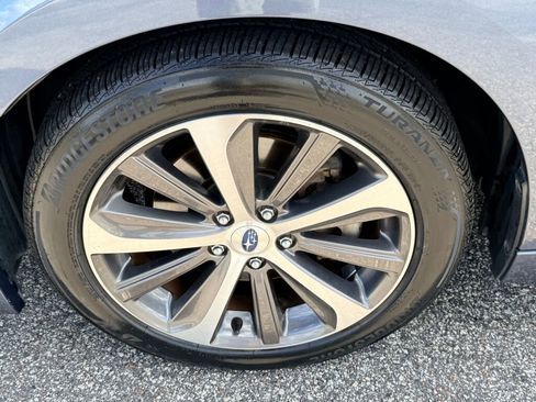 Used 2017 Subaru Legacy 3.6R Limited image 17