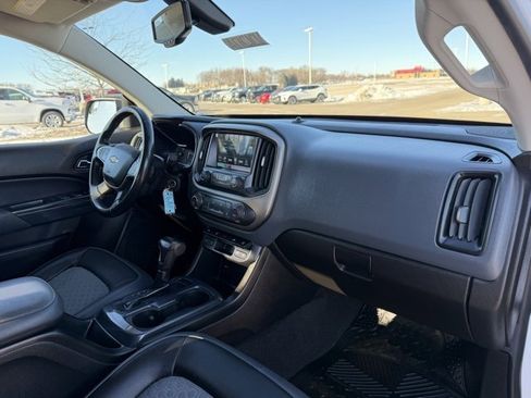 Used 2018 Chevrolet Colorado Z71 image 19