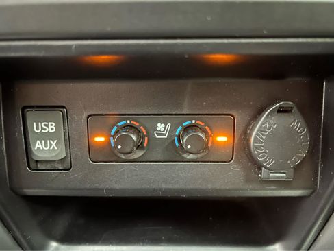 Used 2016 Toyota 4Runner Limited image 5