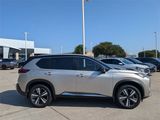 Used 2022 Nissan Rogue Platinum w/ Head-Up Display Package image 3