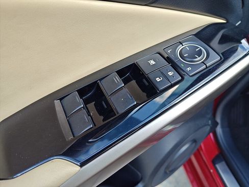 Used 2015 Lexus IS 250 image 30