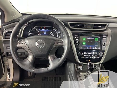 Used 2020 Nissan Murano SL w/ Moonroof Package AWD/4WD image 16