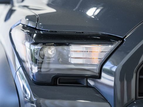 Used 2025 Toyota 4Runner TRD Off-Road Premium w/ Tow Technology Package AWD/4WD image 12