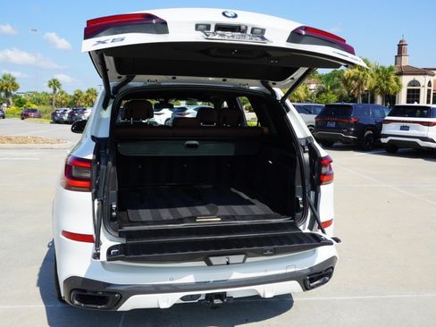 Used 2022 BMW X5 sDrive40i w/ M Sport Package RWD image 39