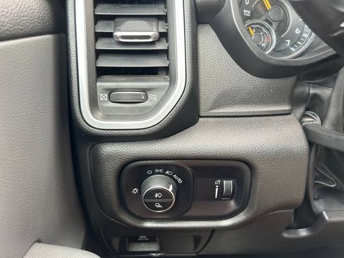 Used 2022 RAM 1500 Big Horn RWD image 23