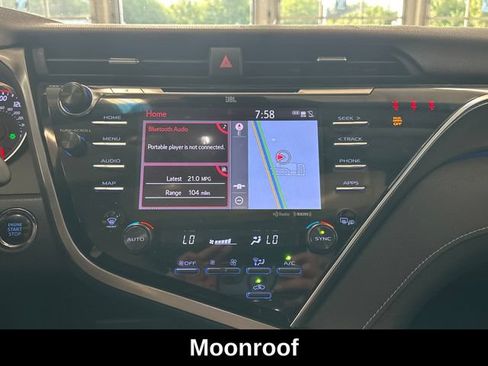 Used 2018 Toyota Camry XSE w/ Driver Assist Package FWD image 3