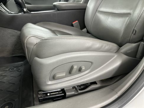 Used 2019 Chevrolet Impala LT w/ LT Leather Package FWD image 12