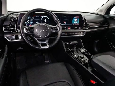 Certified 2025 Kia Sportage SX FWD image 7