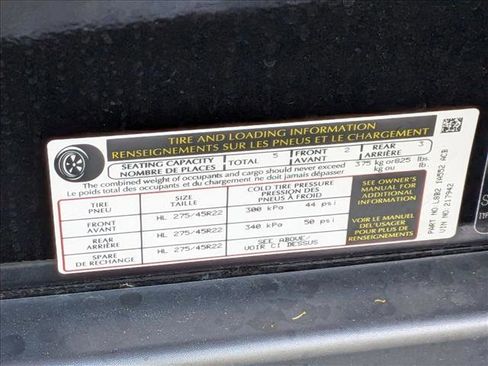 Used 2023 Land Rover Defender 110 V8 image 22