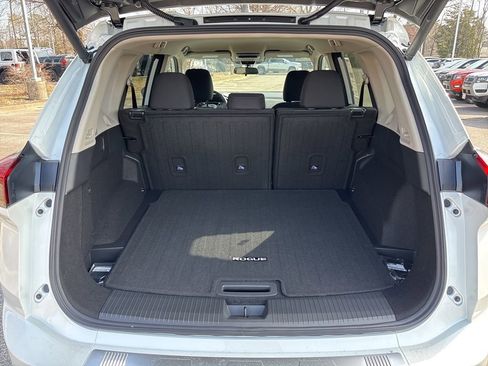 New 2026 Nissan Rogue SV FWD image 15