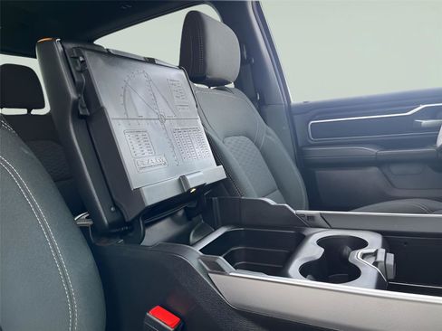 Used 2025 RAM 1500 Big Horn image 31