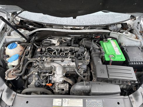 Used 2011 Volkswagen Golf TDI image 10