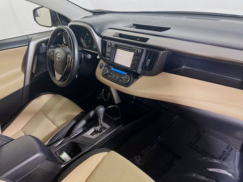 Used 2016 Toyota RAV4 XLE AWD/4WD image 25