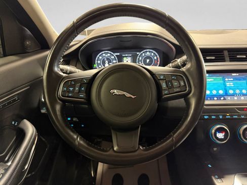 Used 2018 Jaguar E-PACE SE AWD/4WD image 19