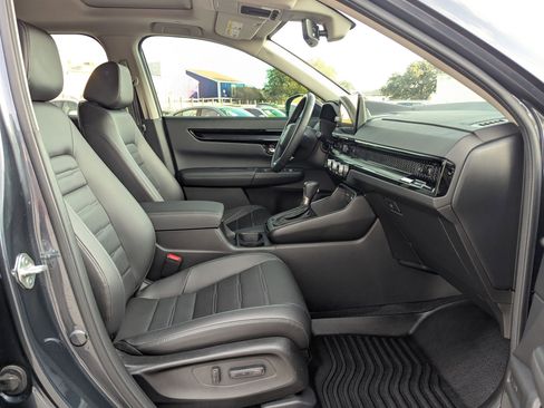 Used 2023 Honda CR-V EX-L image 26