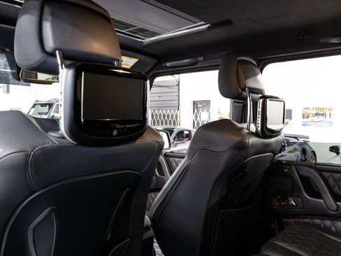 Used 2017 Mercedes-Benz G 63 AMG 4MATIC image 14