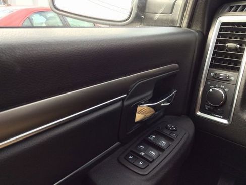 Used 2024 RAM 1500 Classic Warlock image 16