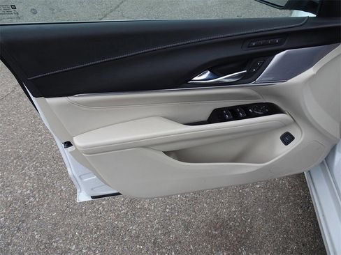 Certified 2023 Cadillac CT4 Premium Luxury image 14