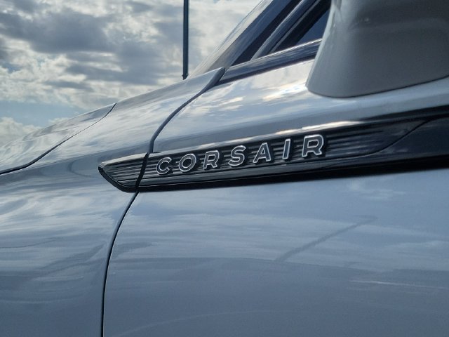 Used 2024 Lincoln Corsair AWD w/ Equipment Group 101A image 32