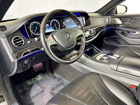 Used 2017 Mercedes-Benz S 550 4MATIC Sedan image 9