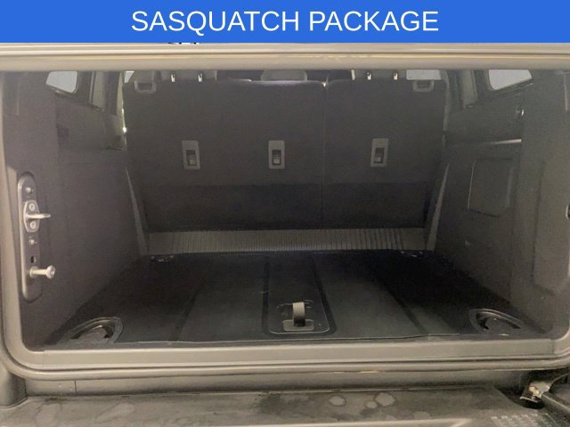 Used 2023 Ford Bronco Badlands w/ Sasquatch Package AWD/4WD image 21