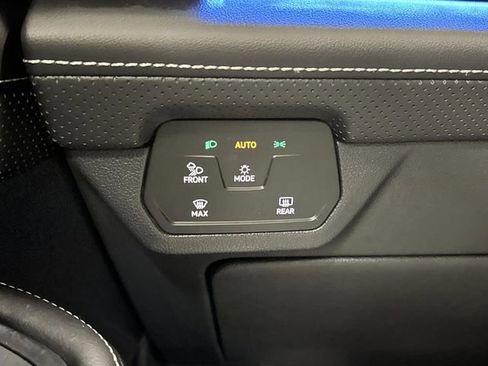 Used 2024 Volkswagen Atlas Cross Sport SEL Premium R-Line image 26