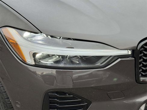 Certified 2023 Volvo XC60 B5 Plus w/ Climate Package image 7