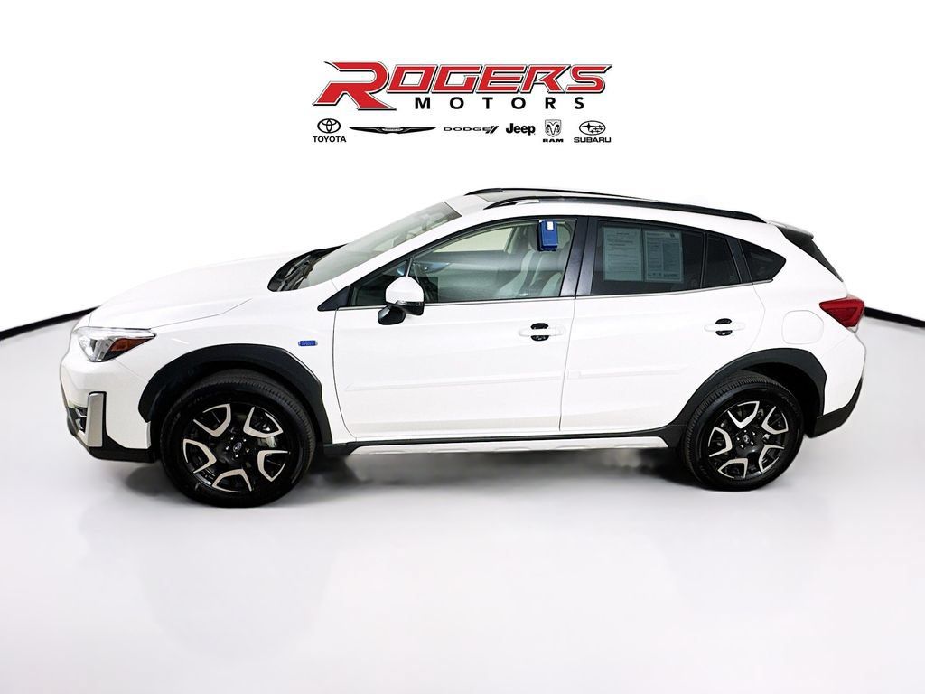Used 2023 Subaru Crosstrek Hybrid w/ Moonroof Package w/Navigation AWD/4WD image 4