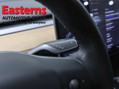 Used 2021 Tesla Model Y Long Range AWD/4WD image 13