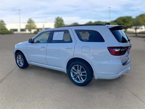 Used 2023 Dodge Durango GT image 4