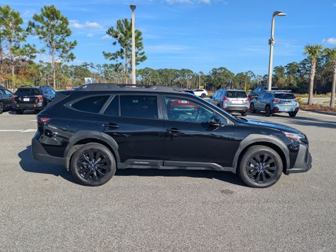 Certified 2023 Subaru Outback Onyx Edition XT image 3