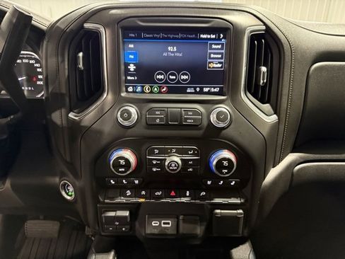 Used 2019 GMC Sierra 1500 AT4 image 16