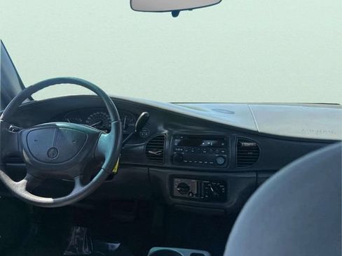 Used 2004 Buick Century Custom FWD image 18