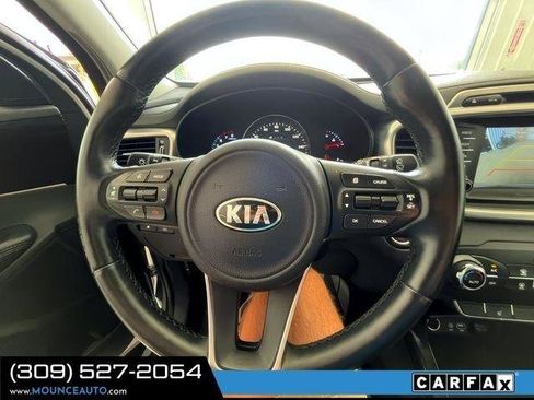 Used 2017 Kia Sorento EX w/ EX V6 Premium Package AWD/4WD image 22