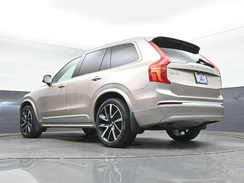 Used 2023 Volvo XC90 B6 Plus w/ Protection Package Premier AWD/4WD image 16