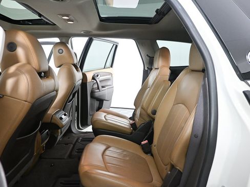 Used 2015 Buick Enclave Leather image 18
