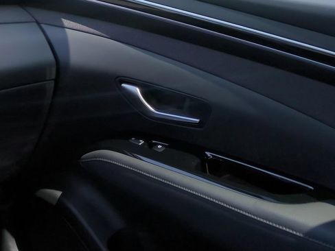 Certified 2024 Hyundai Tucson Limited FWD image 13
